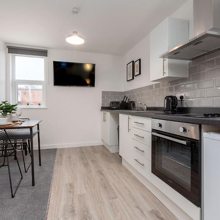 Charles Alexander Short Stay - Charnley House Apartments Blackpool Exterior foto