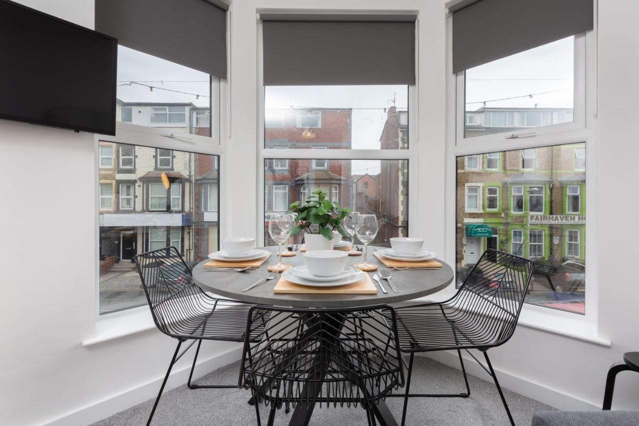 Charles Alexander Short Stay - Charnley House Apartments Blackpool Exterior foto