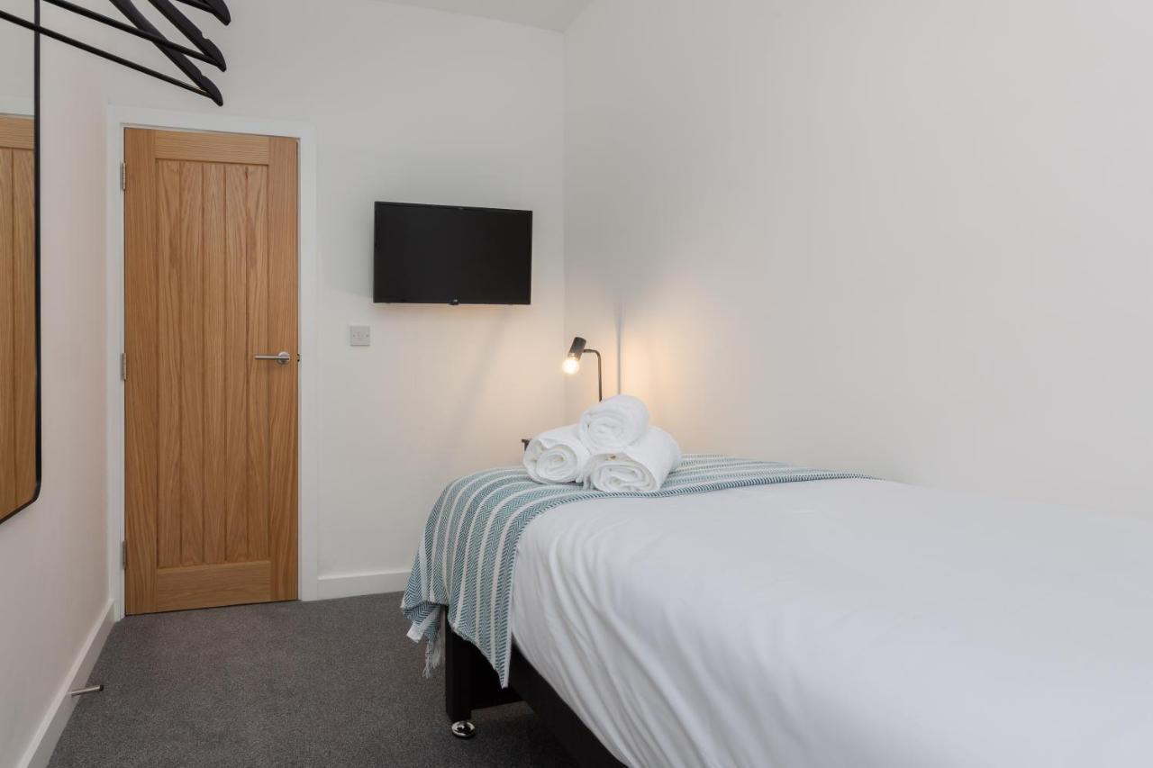 Charles Alexander Short Stay - Charnley House Apartments Blackpool Exterior foto