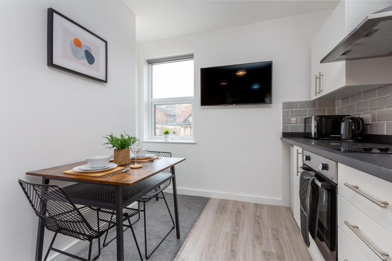 Charles Alexander Short Stay - Charnley House Apartments Blackpool Exterior foto